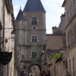 avallon-tour-horloge-bourgogne